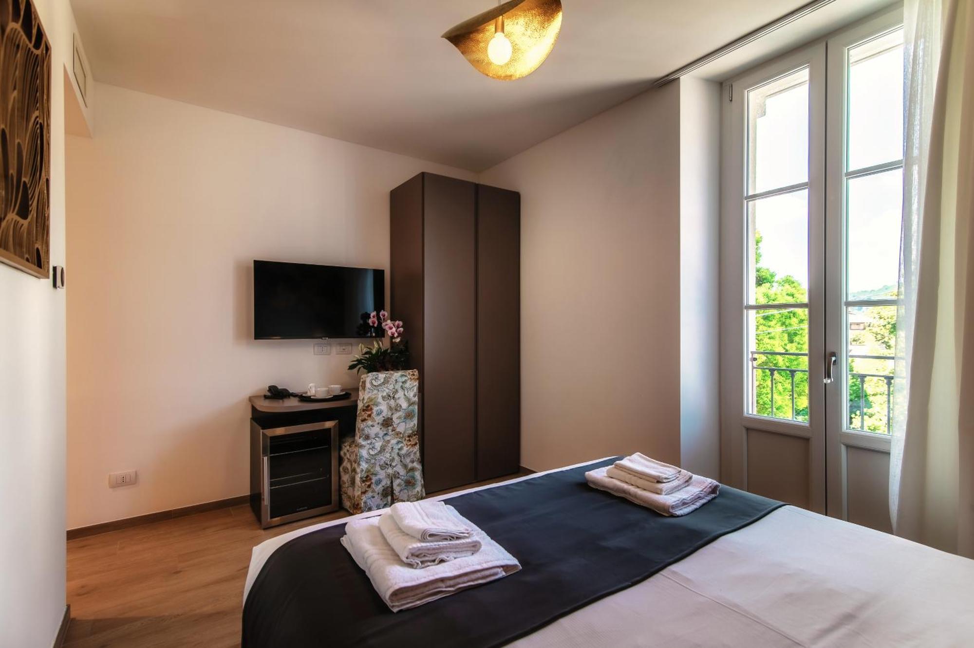 Hotel Ristorante La Vignetta Cernobbio Exteriör bild